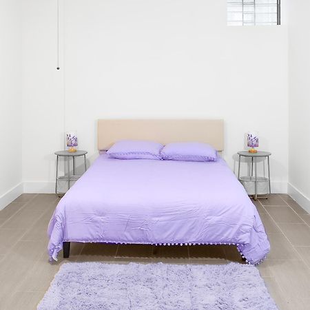 Purple Serenity At Brighton Beach Apartment New York Bagian luar foto